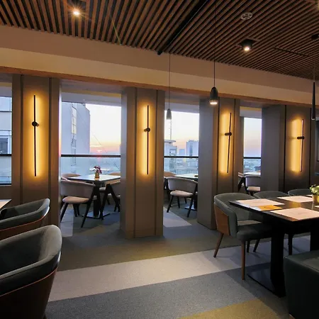 Hotel Lumiere 4*